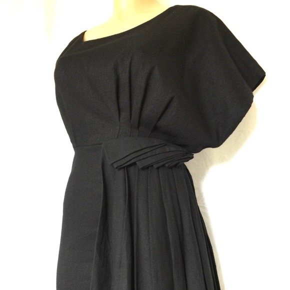 Cher Michel Klein Black Dress Asymmetric Sleeveles - Picture 6 of 8